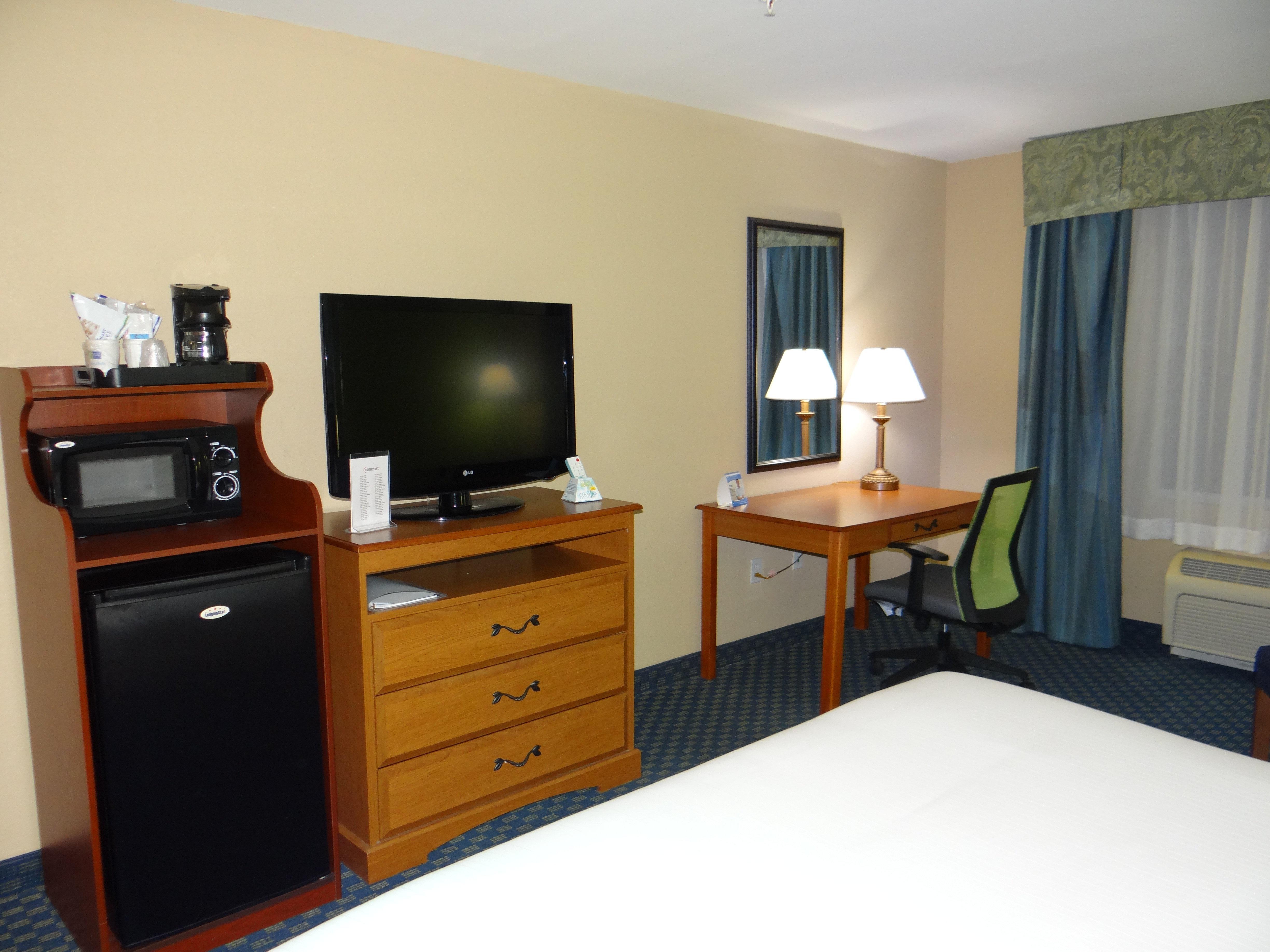 Holiday Inn Express Hotel & Suites Salisbury - Delmar By Ihg Εξωτερικό φωτογραφία