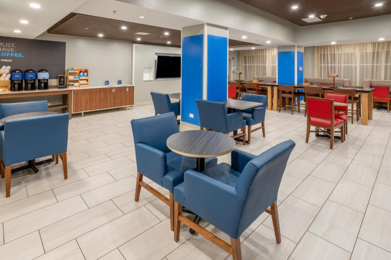 Holiday Inn Express Hotel & Suites Salisbury - Delmar By Ihg Εξωτερικό φωτογραφία