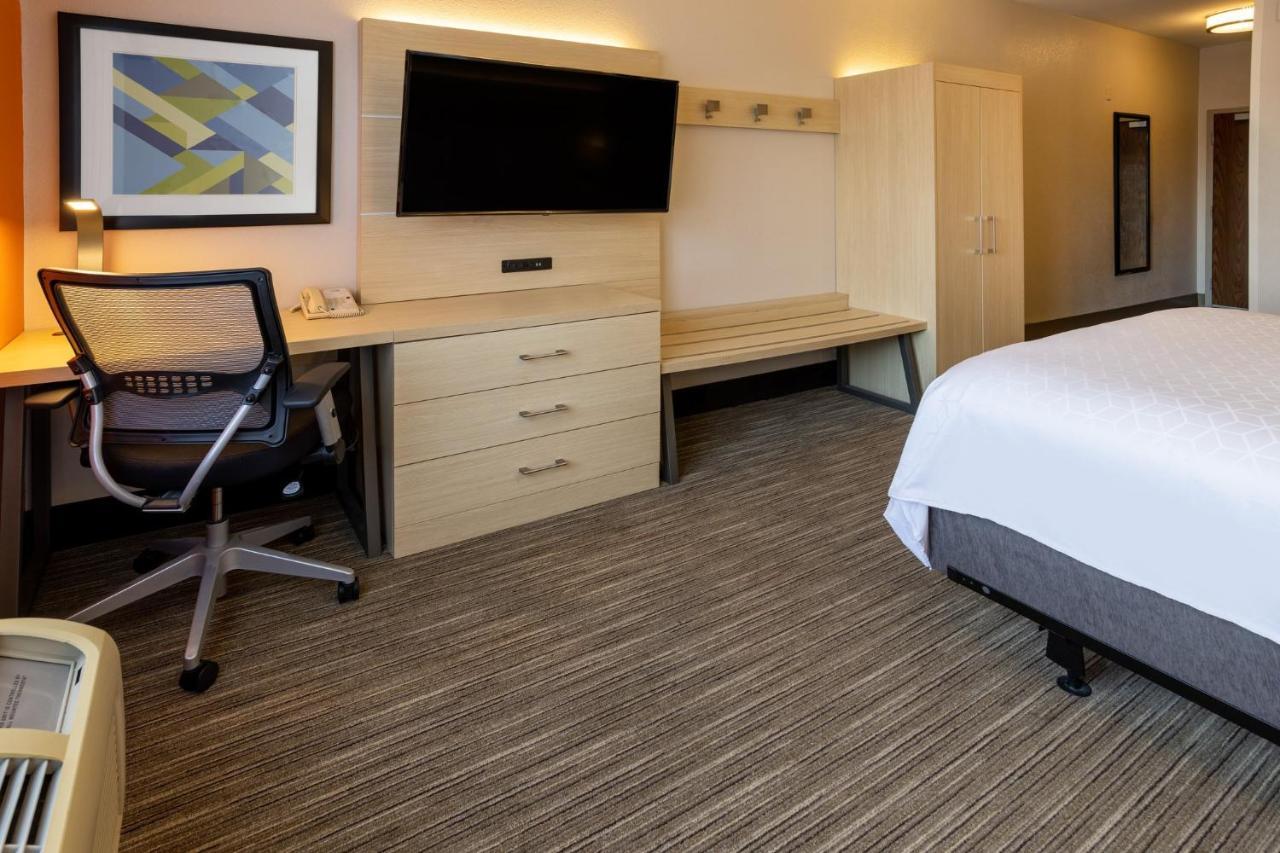 Holiday Inn Express Hotel & Suites Salisbury - Delmar By Ihg Εξωτερικό φωτογραφία