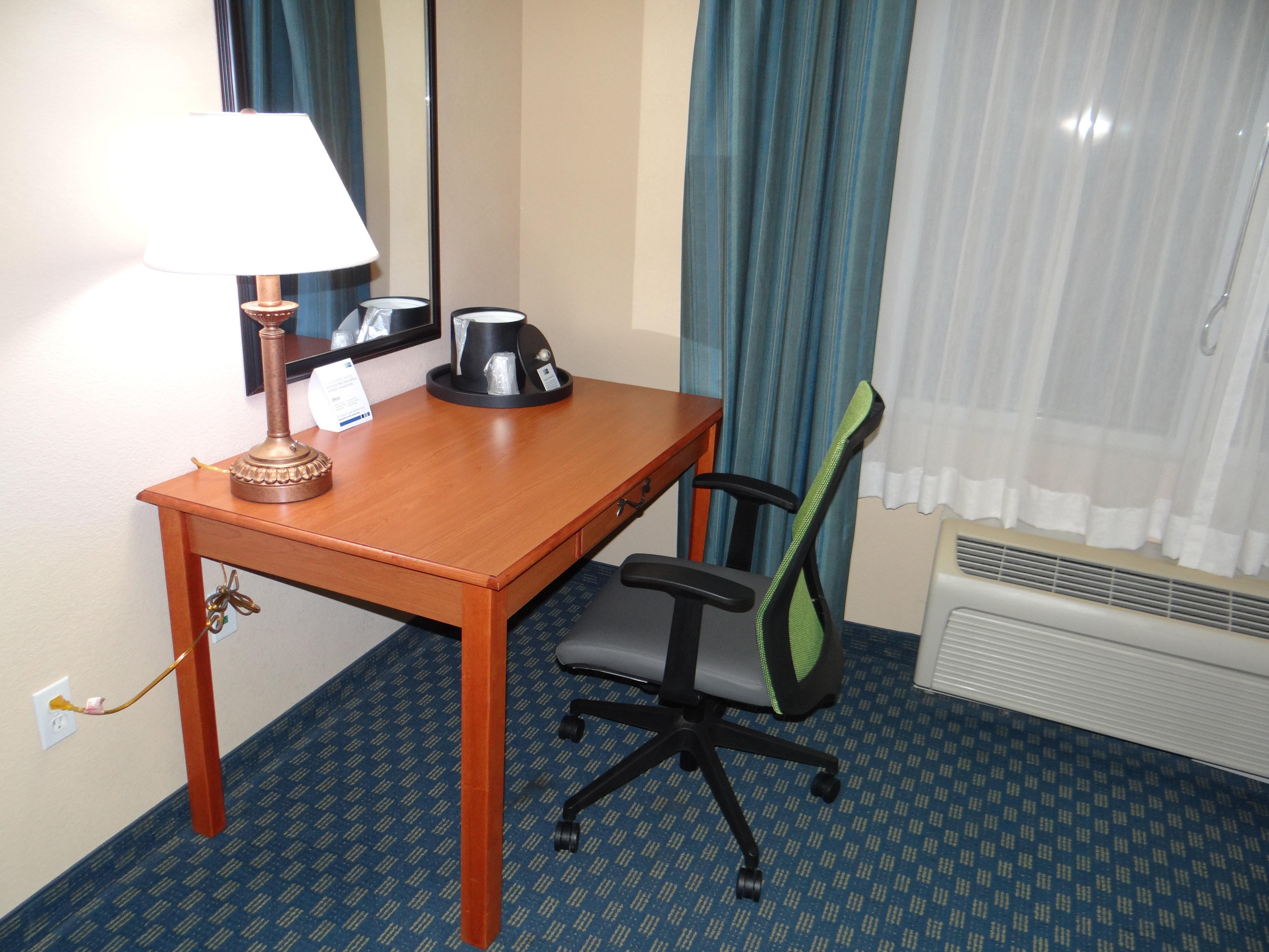 Holiday Inn Express Hotel & Suites Salisbury - Delmar By Ihg Εξωτερικό φωτογραφία