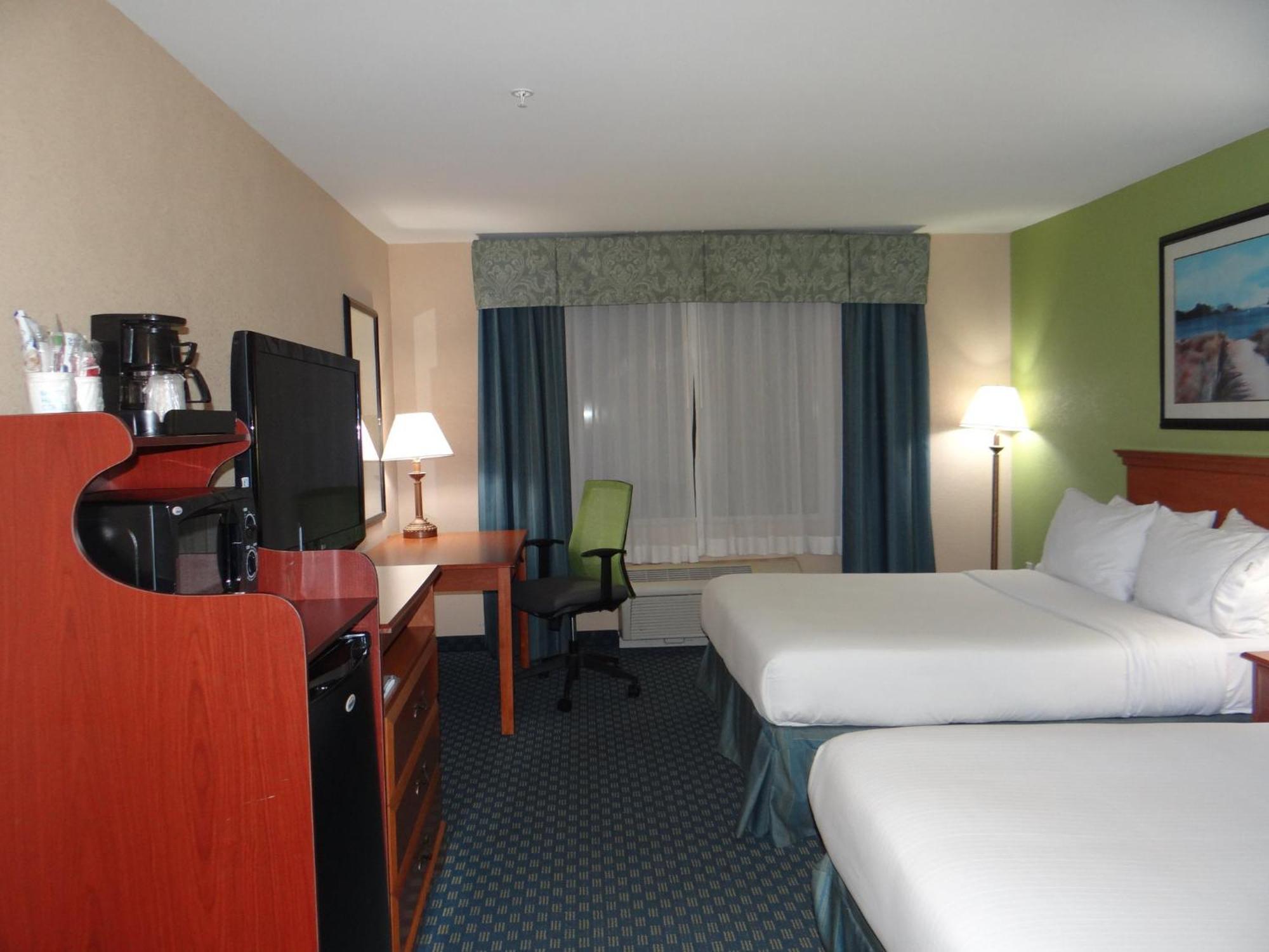 Holiday Inn Express Hotel & Suites Salisbury - Delmar By Ihg Εξωτερικό φωτογραφία